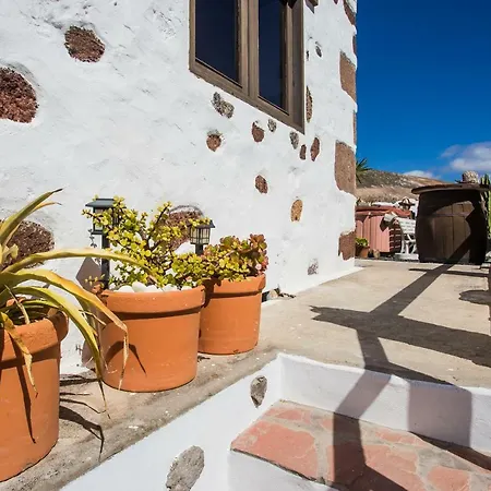 Casa Main En * Femés